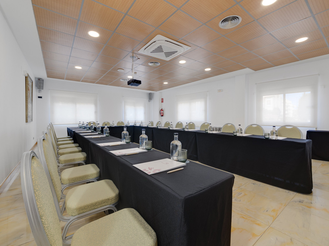 Hotel Daniya Denia主图