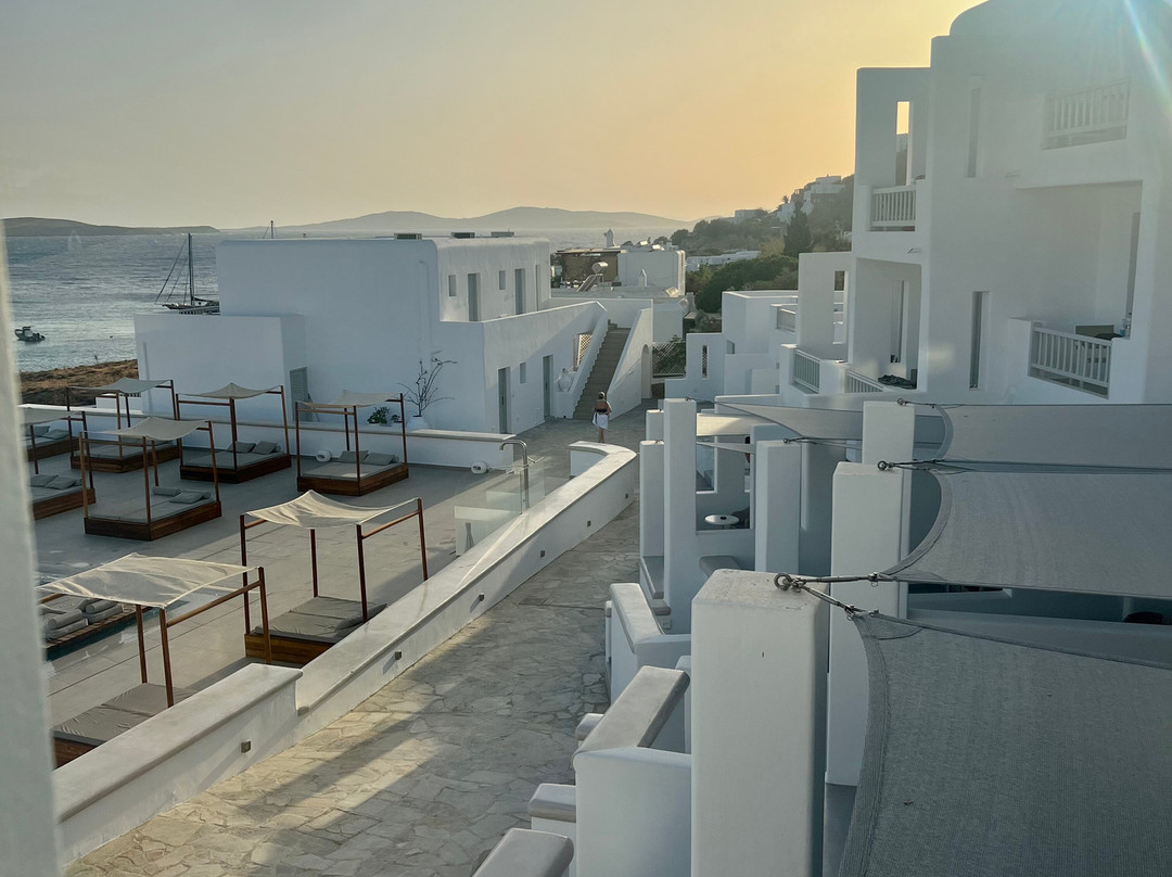 马诺拉斯海滩酒店