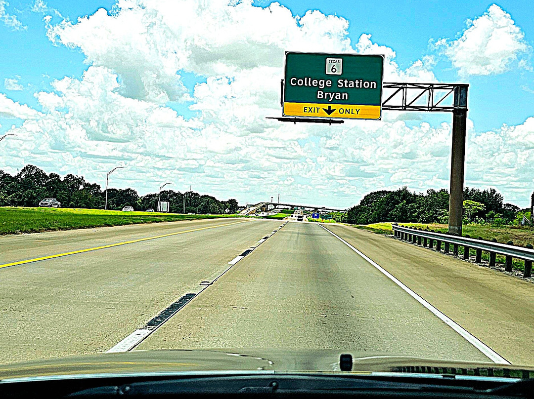 Veteran's Park Loop-大学城必去景点