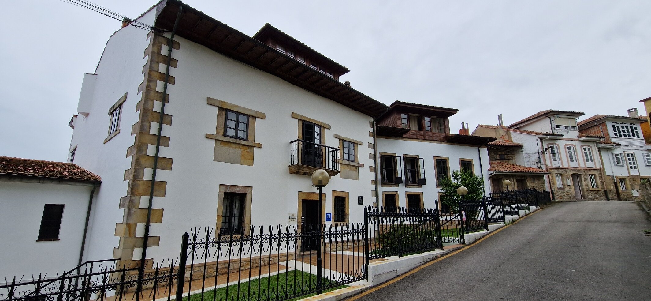 Palacio De Los Vallados-官方