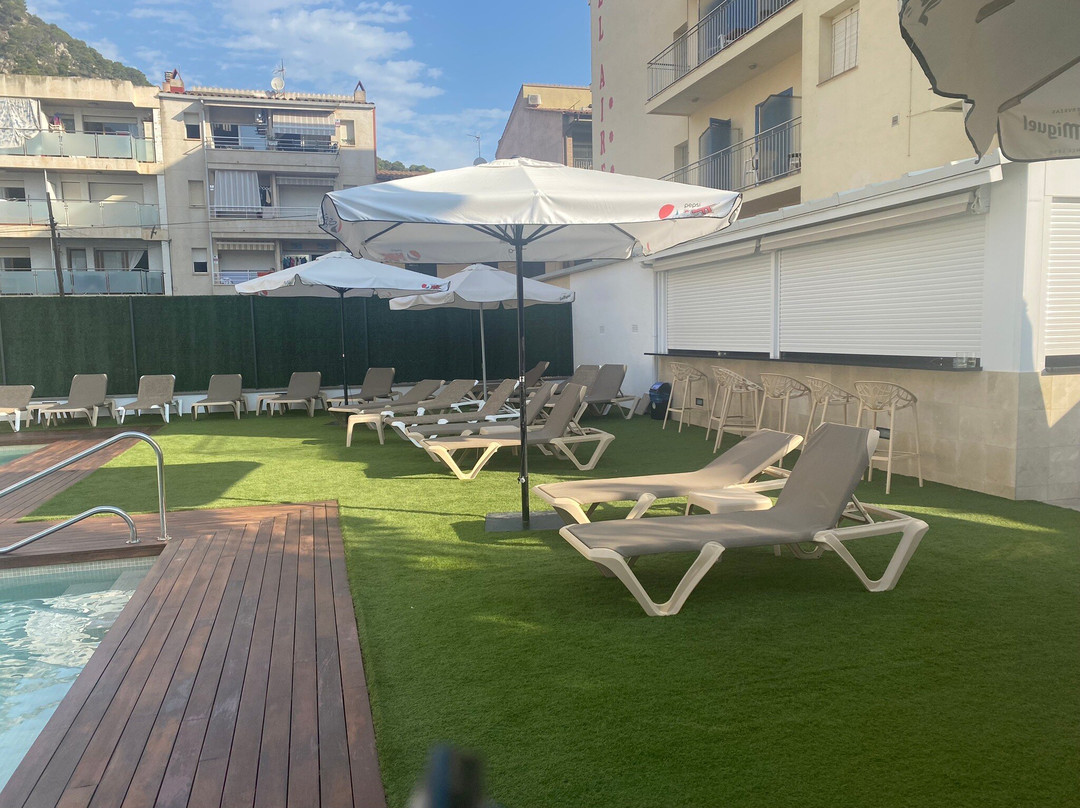 Bell Aire Hotel主图