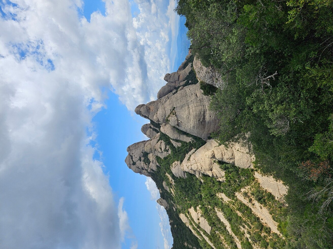 圣杰罗姆峰-蒙特塞拉特必去景点