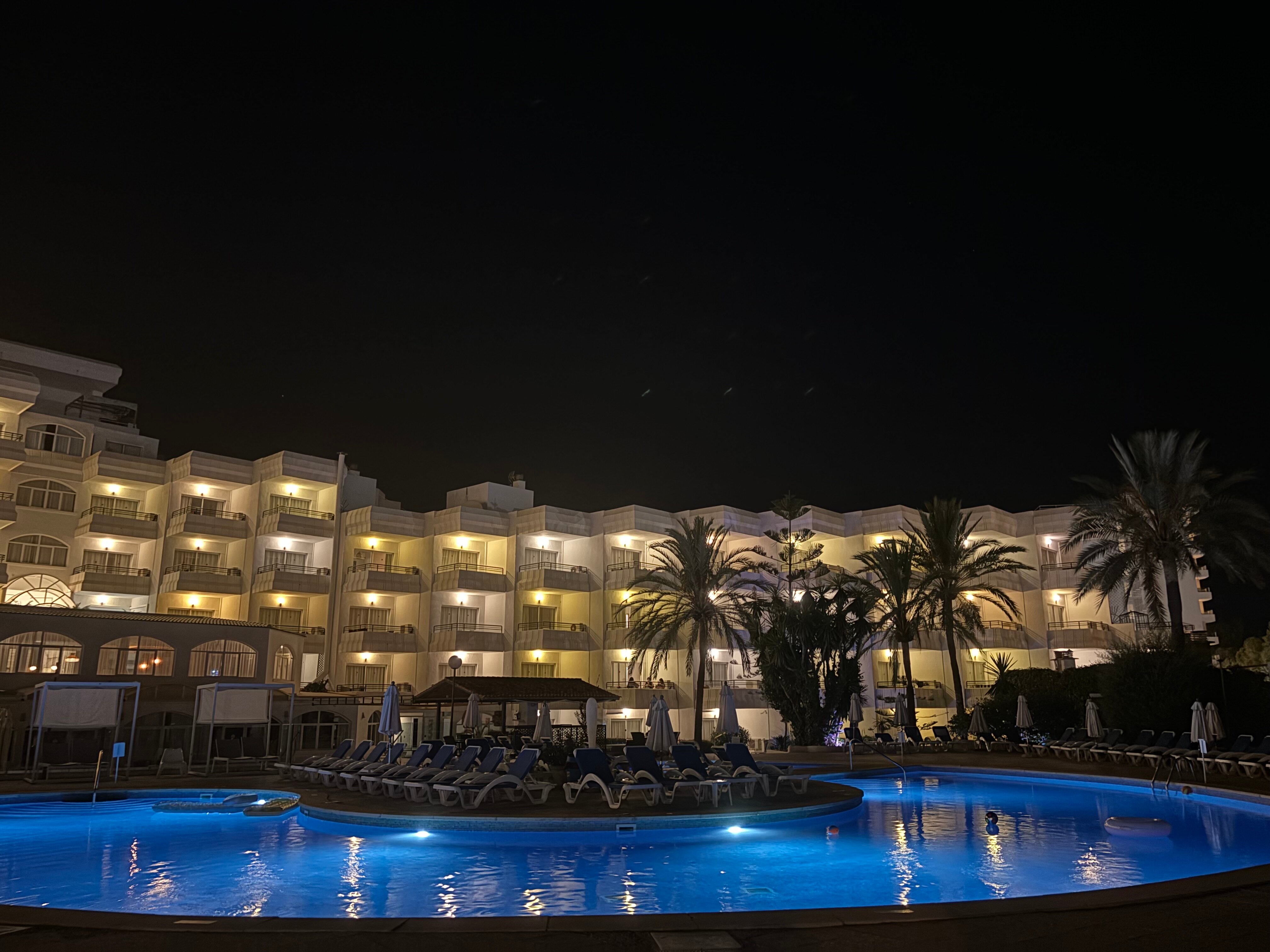 Sol Lunamar Palmanova Apartamentos - Adults only-泳池