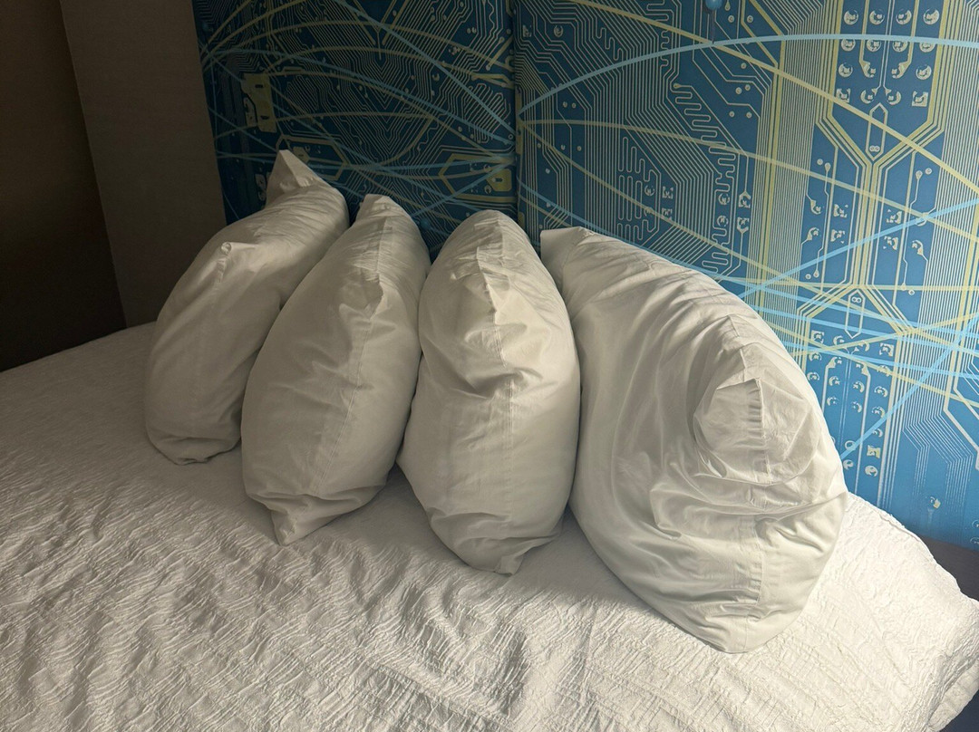 Hampton Inn & Suites Adrian主图