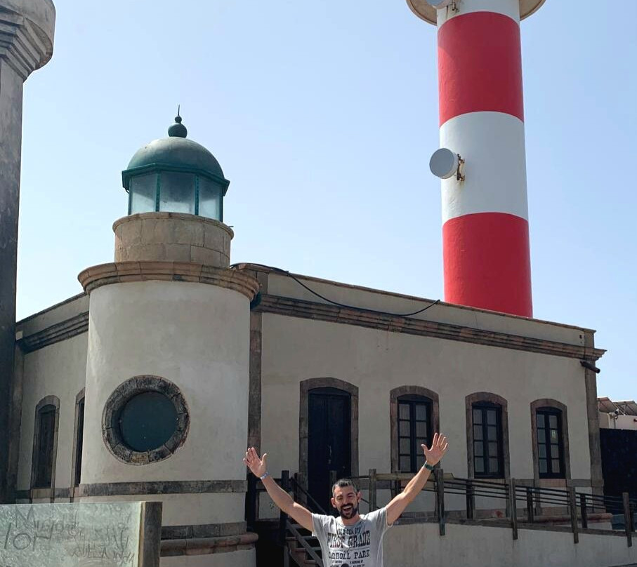 Faro del Tostón景点图片