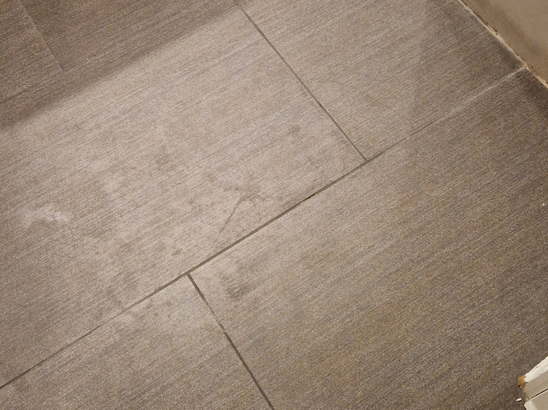 AZZ Valencia Táctica主图