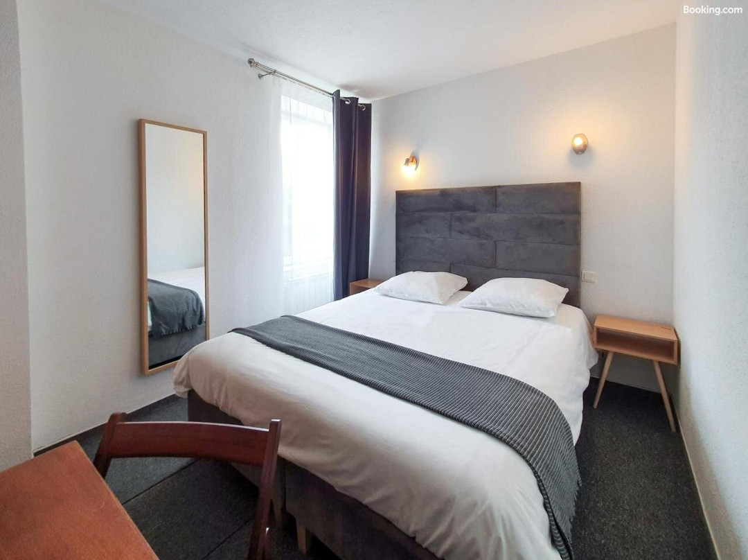 Hotel Les Tilleuls De Pareloup主图