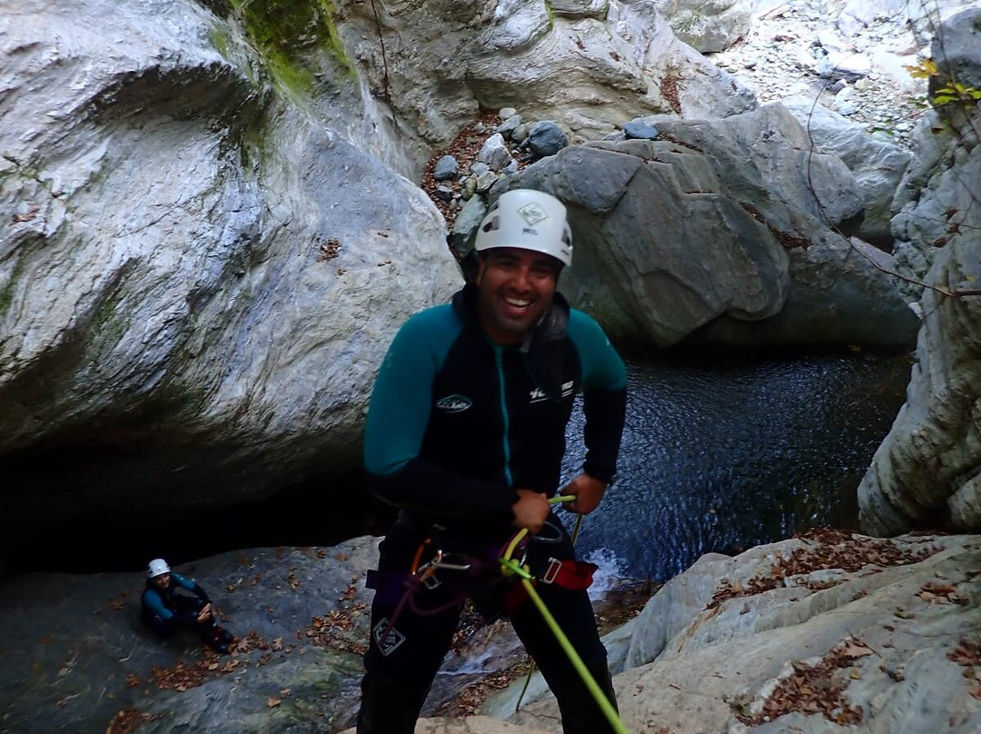 Mountain Escapes Canyoning-Tsagkarada必去景点