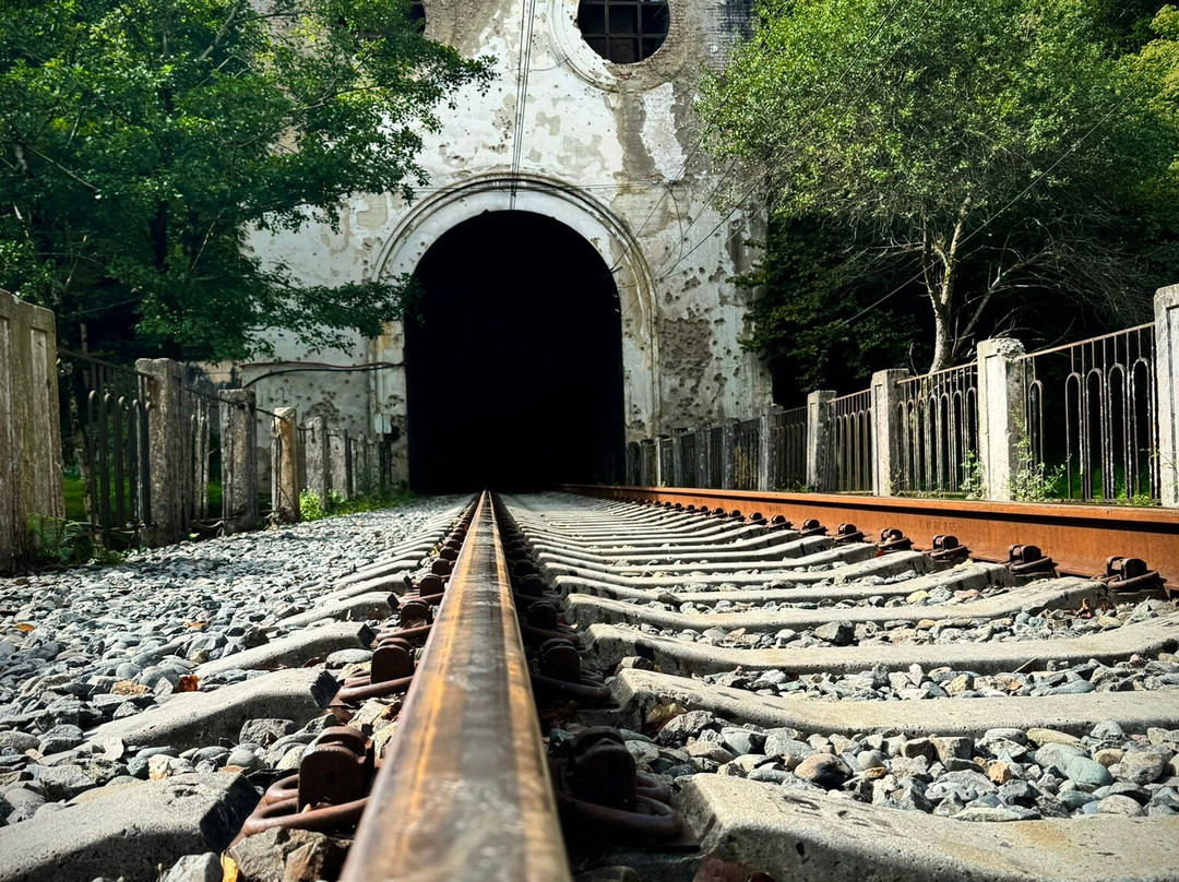 Hall Railway Station Psyrtskha-New Athos必去景点