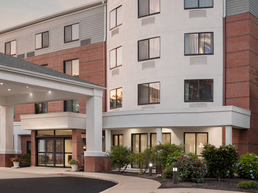 Courtyard Portland Airport主图