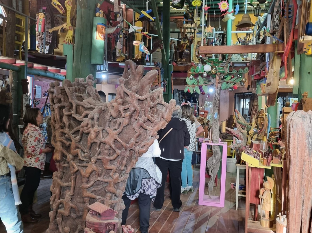 Museo de Madera - Escultor Jose Castro-Carmelo必去景点