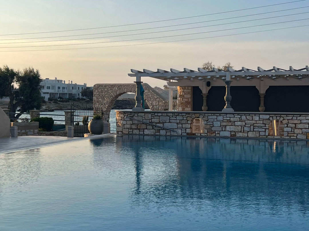 Contaratos Beach Hotel主图