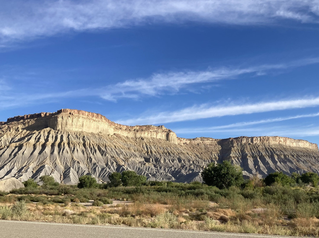 Cathedral Valley Inn主图
