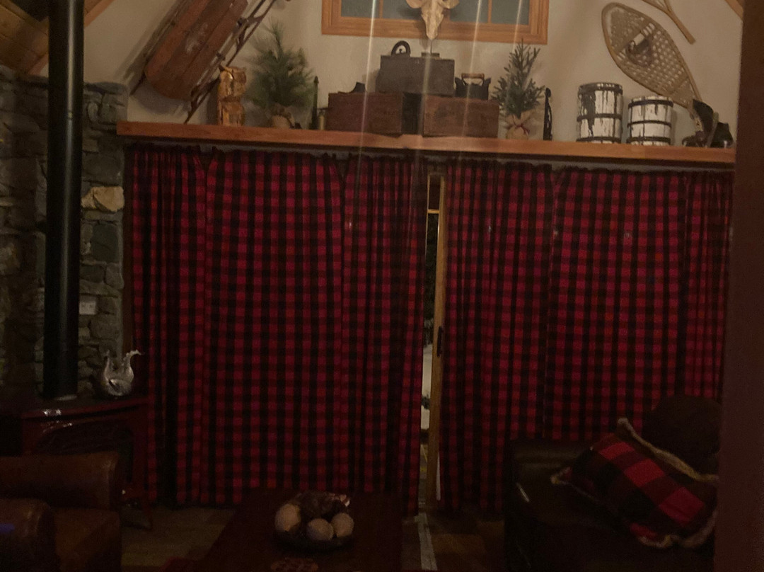 The Cabins at Country Road主图