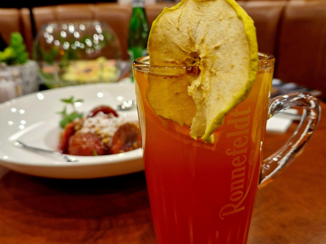 Qubus酒店主图