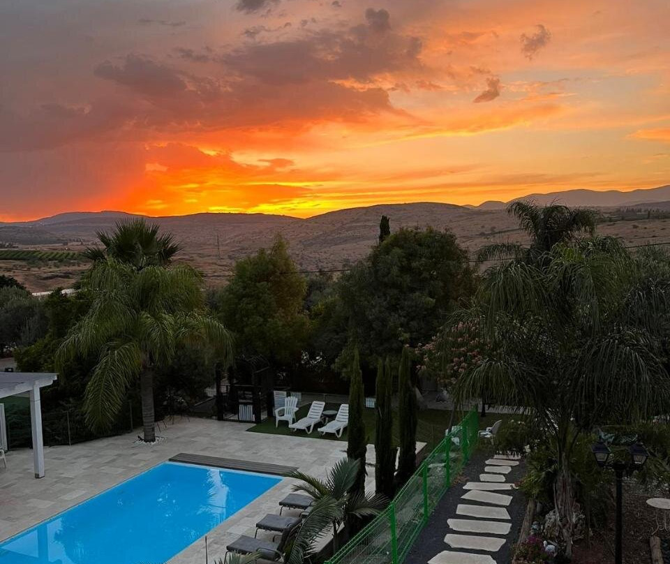 Bemorad Ha'arbel