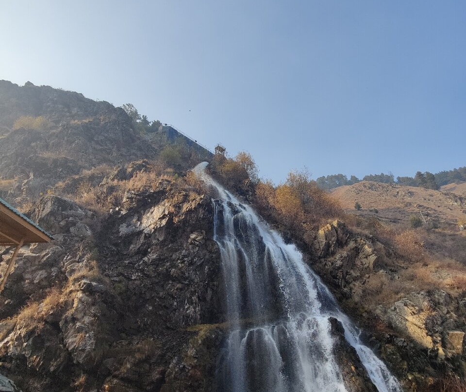 Drung Waterfall-贡马必去景点