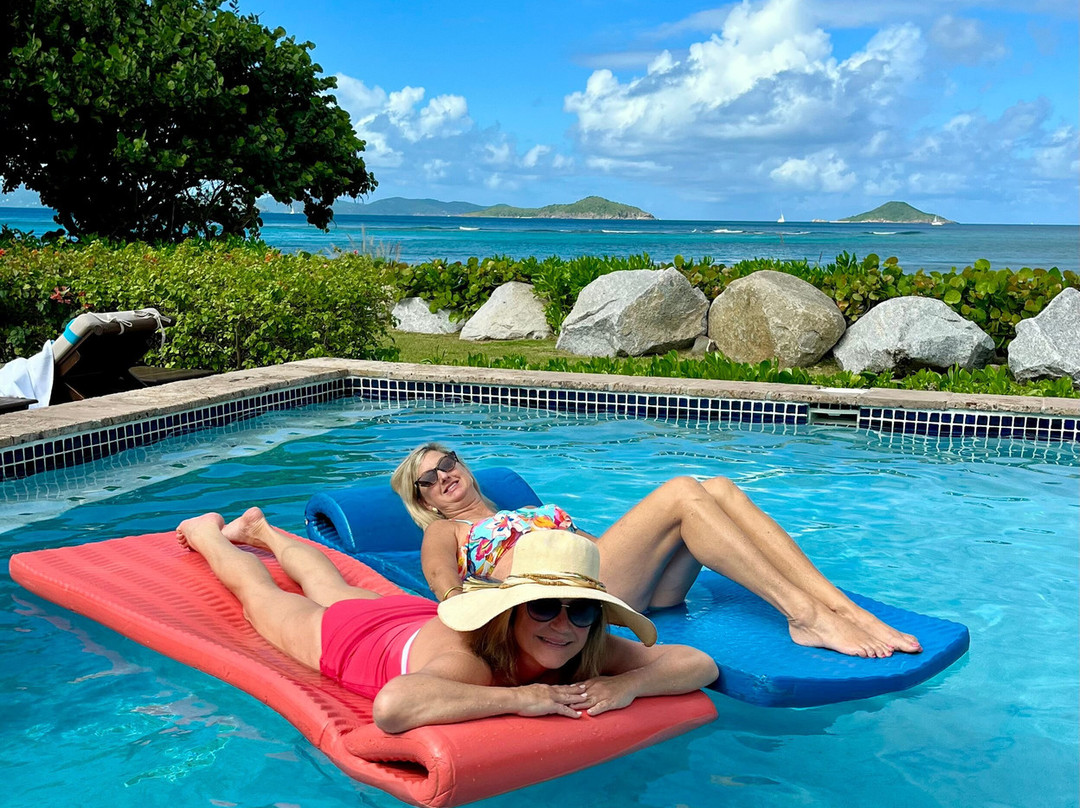 Mahoe Bay-维京果岛必去景点