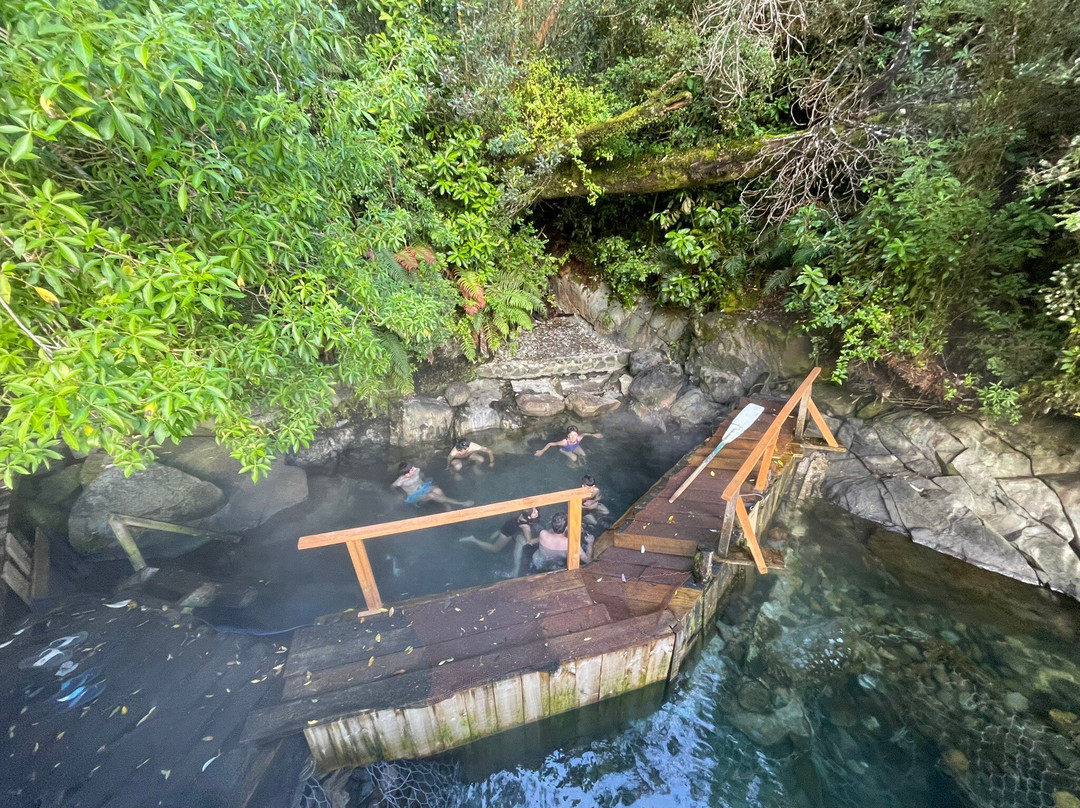 Turismo Cahuelche-Cisnes必去景点