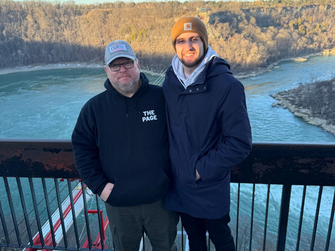 Fallsview Limo Niagara Tour & Transportation Service-尼亚加拉大瀑布必去景点