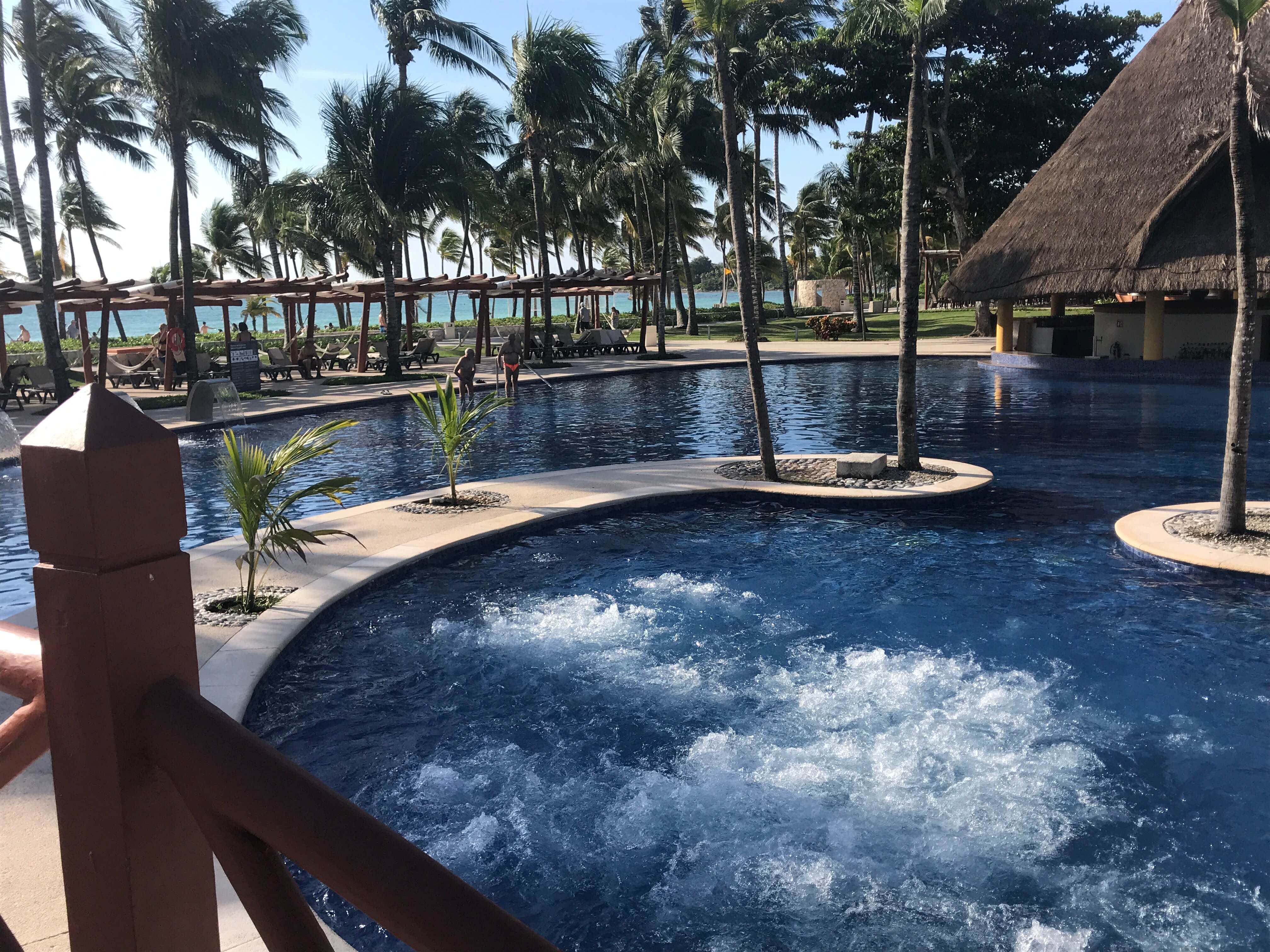 Barcelo Maya Grand Resort-泳池
