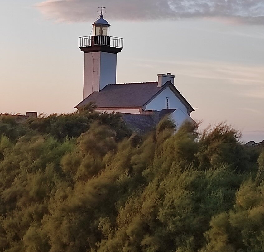 Phare de Pontusval景点图片