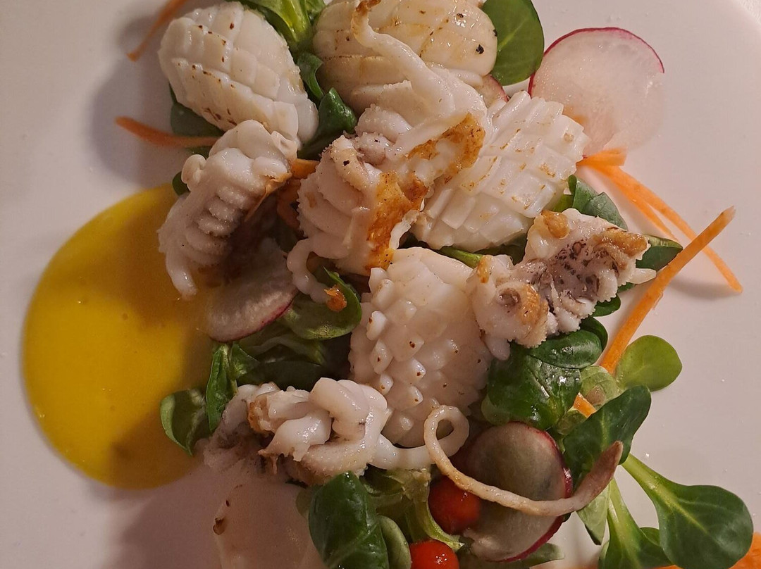 拜伦酒店主图