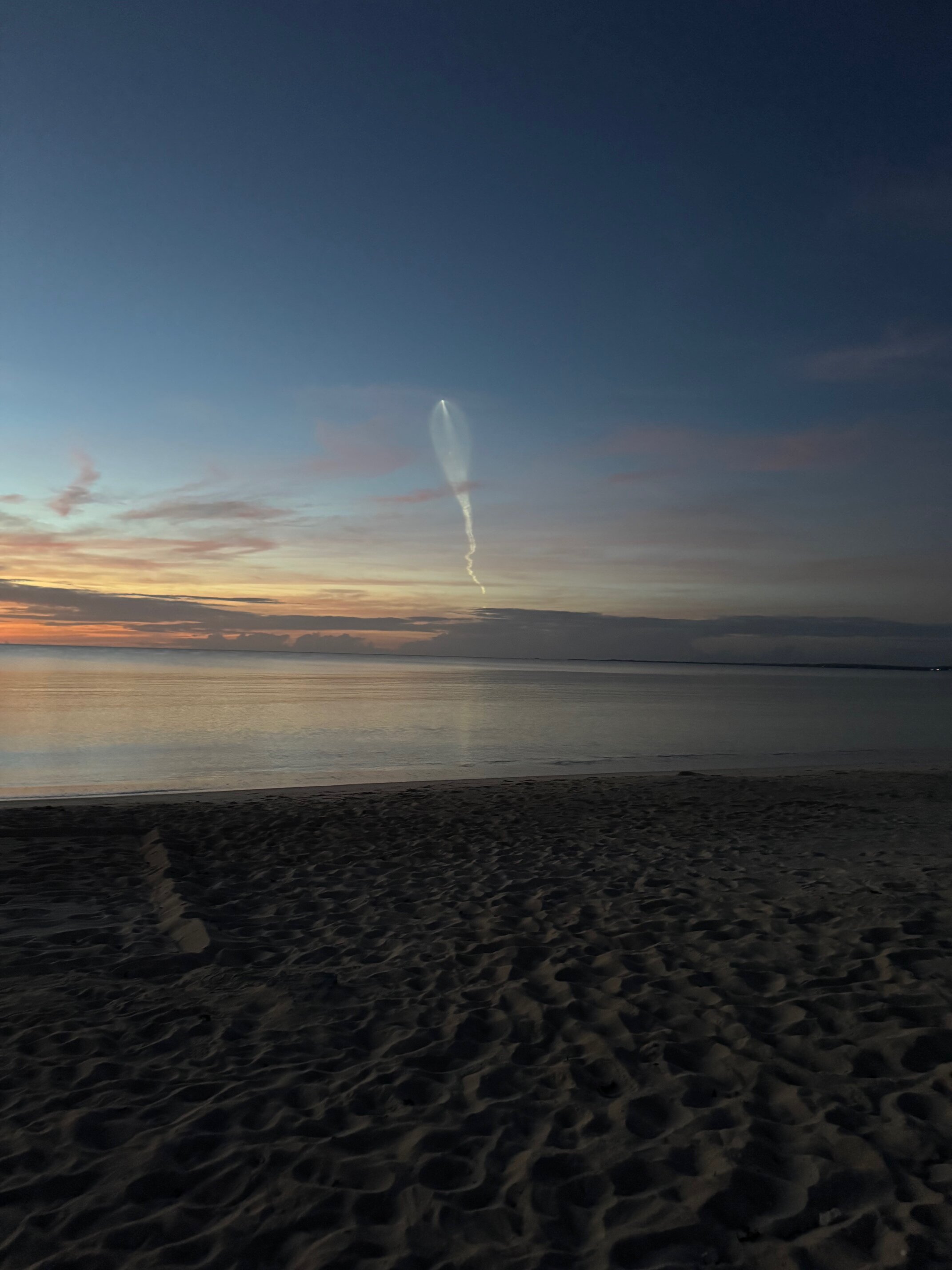 Rollezz Villas Beach Resort-泳池