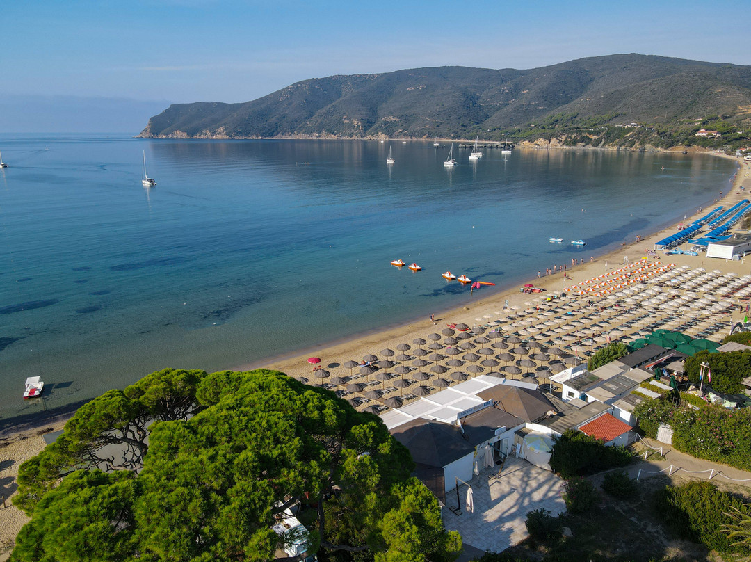 Lacona Beach景点图片