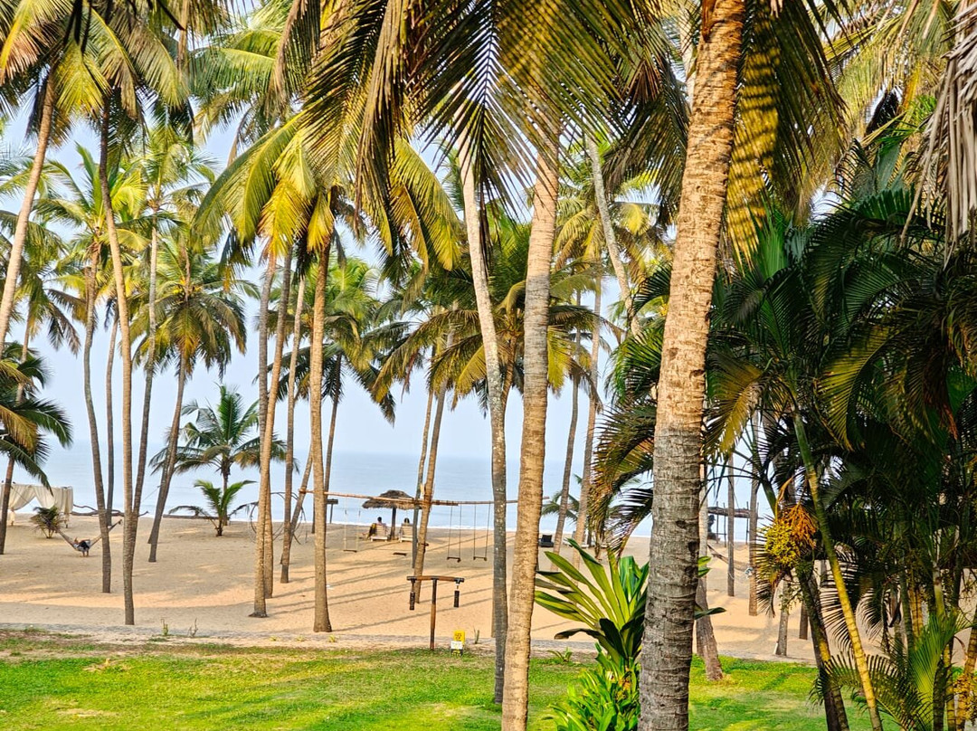 Malabar Ocean Front Resort & Spa主图