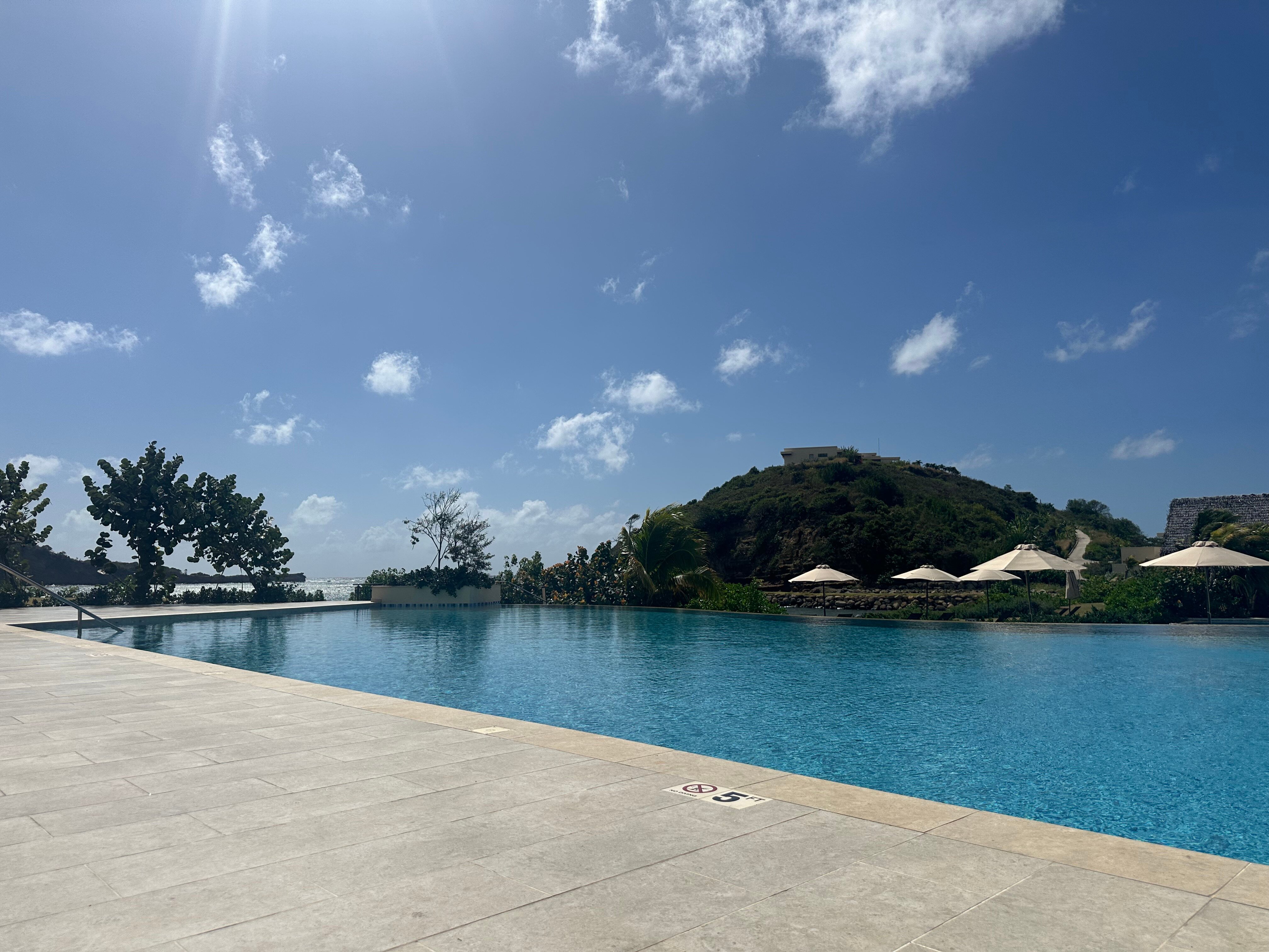 La Sagesse Hotel, Restaurant & Beach Bar-泳池
