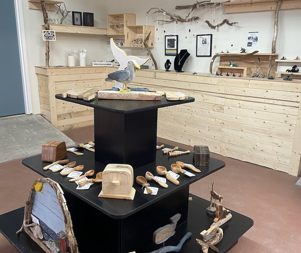 Coastal Gems Glass Blowing & Art Centre-Brigus必去景点