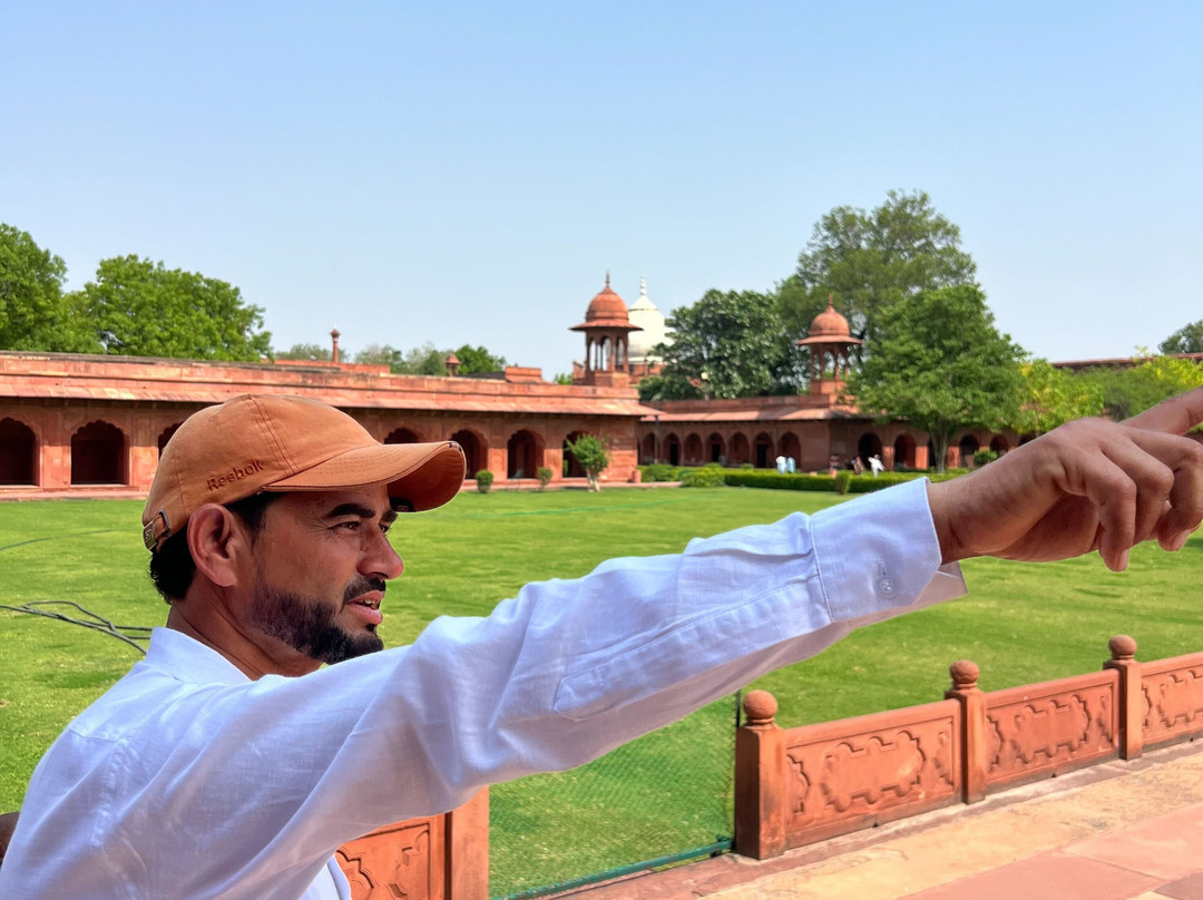 Universal Taj Tours-阿格拉必去景点