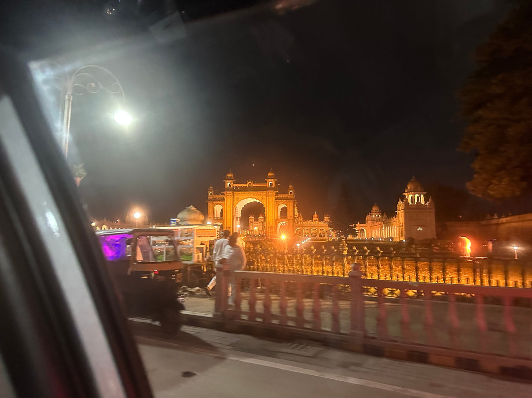 太平绅士财富宫酒店主图