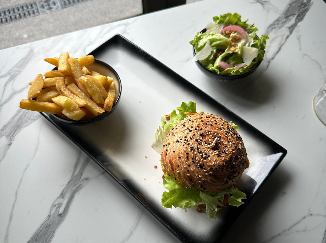 Hotel Restaurant Le Bon Duc主图