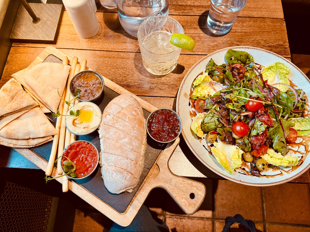 Abbey Court Hotel & Leisure Centre主图