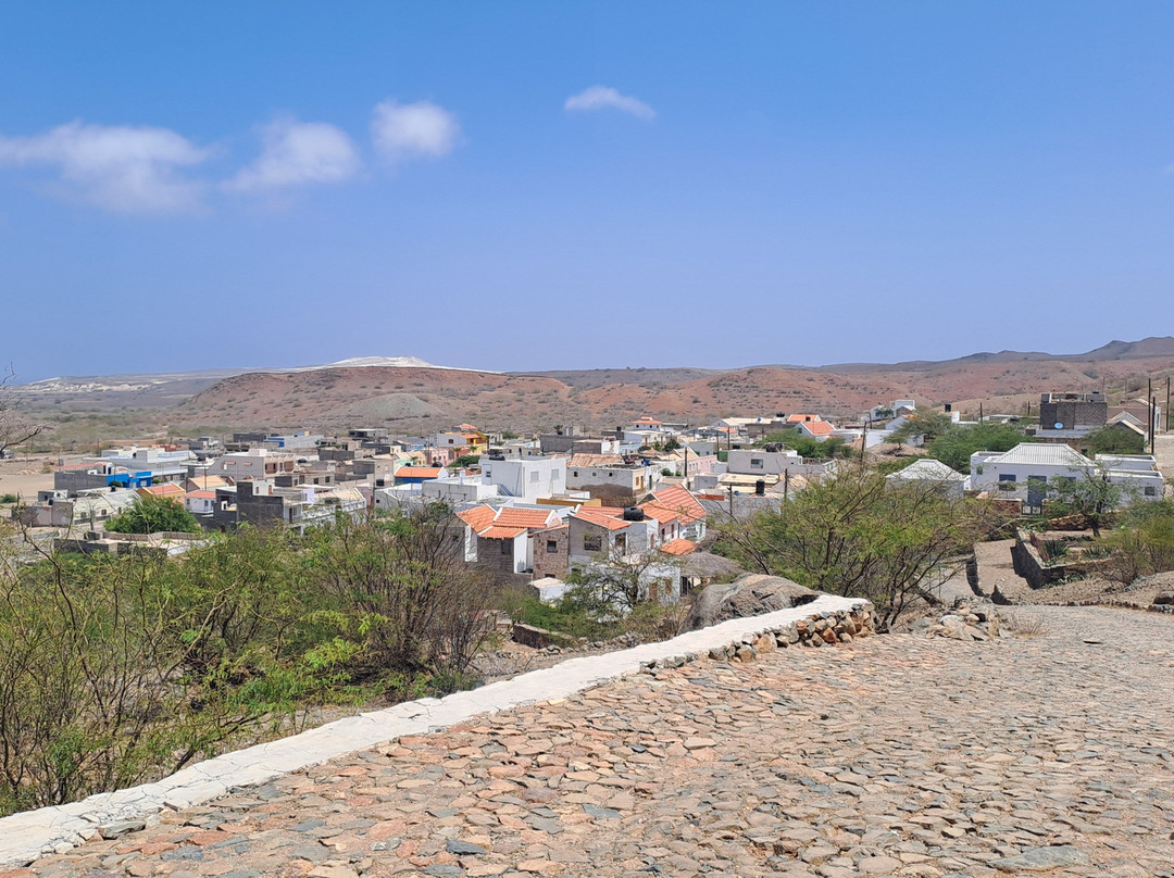 SolaCyberTours-萨尔雷必去景点