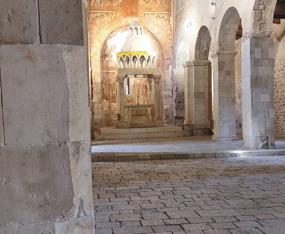 Chiesa di San Pietro ad Oratorium-Capestrano必去景点