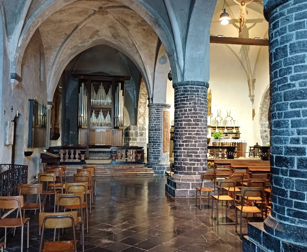 Chiesa di San Giorgio-瓦伦纳必去景点