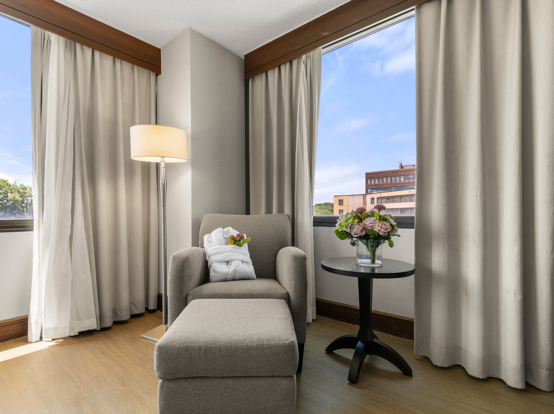 The Armon Hotel & Conference主图