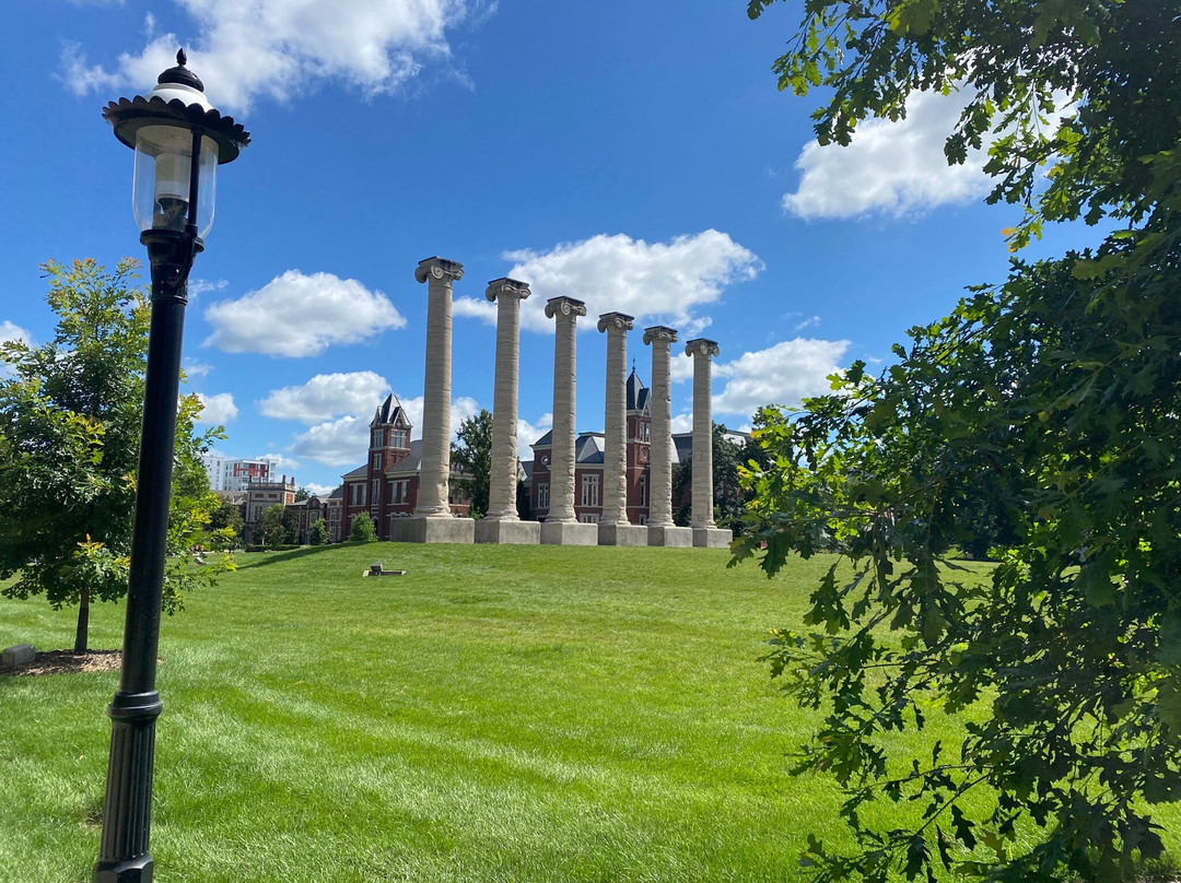 Francis Quadrangle-哥伦比亚市必去景点