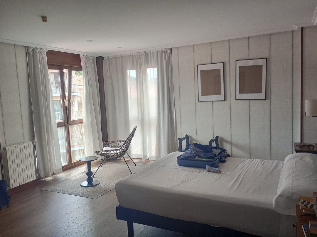 Hotel Puerto De Candás主图