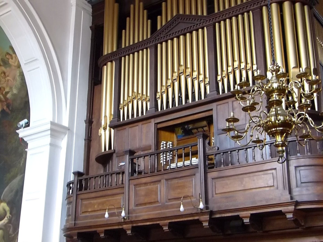 St Andrew's church-彭里斯必去景点