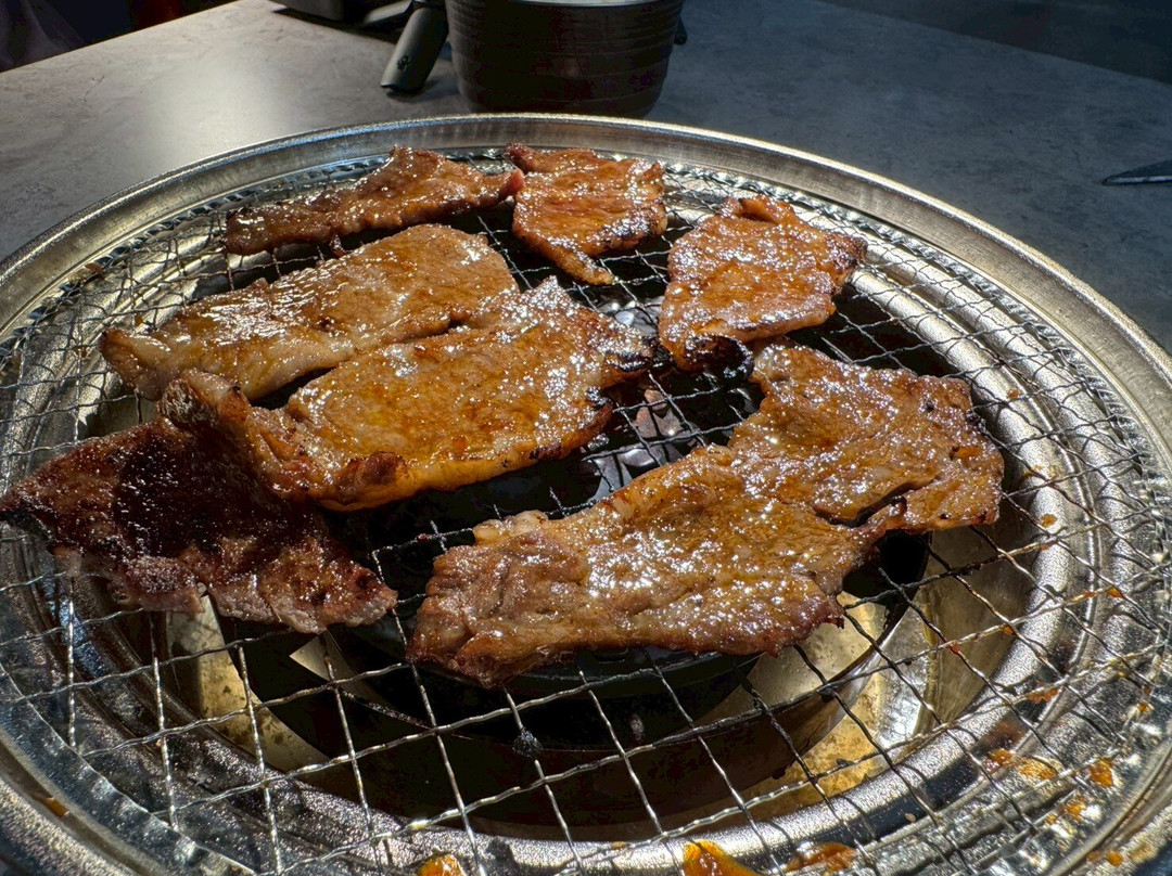 和牛燒肉 肉壽司 雅苑 新宿歌舞伎町店
