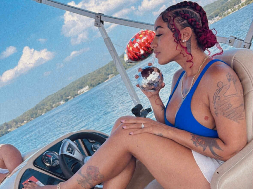 ​U Drive ​​​Rent - A - Boat-皮茨菲尔德必去景点