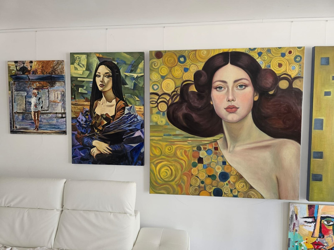 Grona Art Gallery-Paterna必去景点