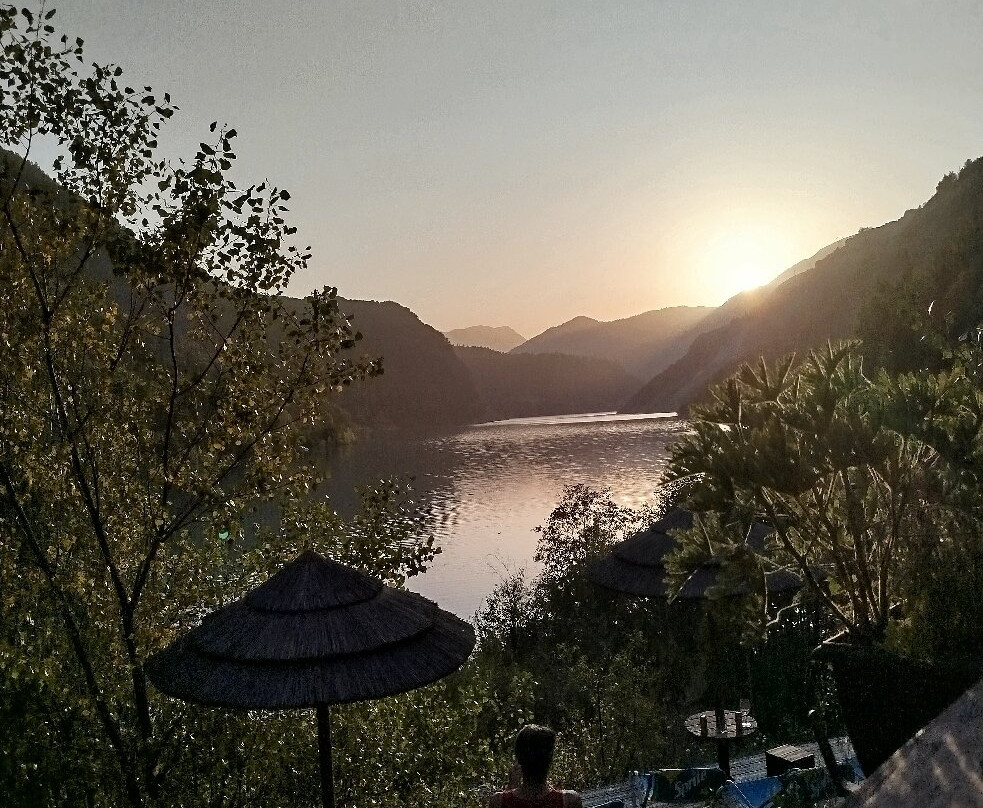 La Cabane Au Bord Du Lac-Mizoen必去景点