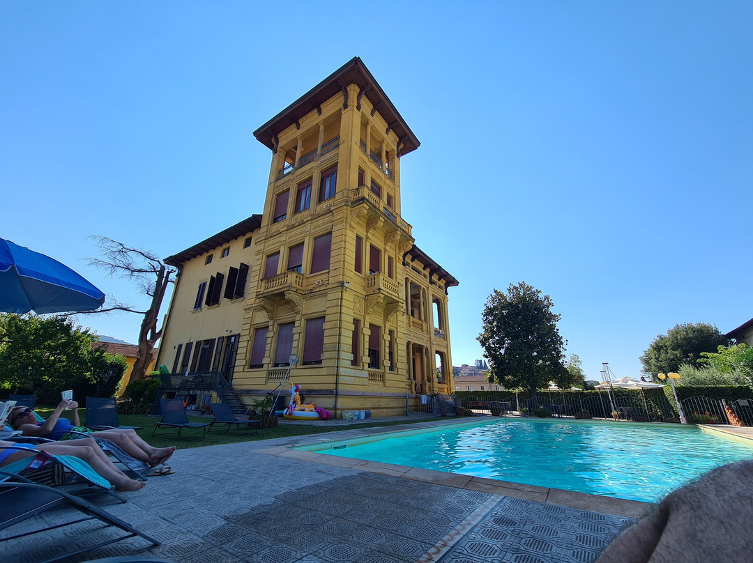 莫琳格丝别墅酒店主图