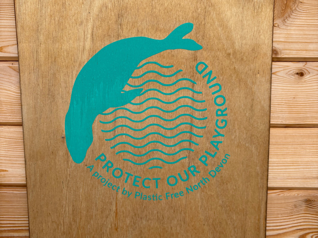 Nick Thorn Surf School-伍拉科姆必去景点