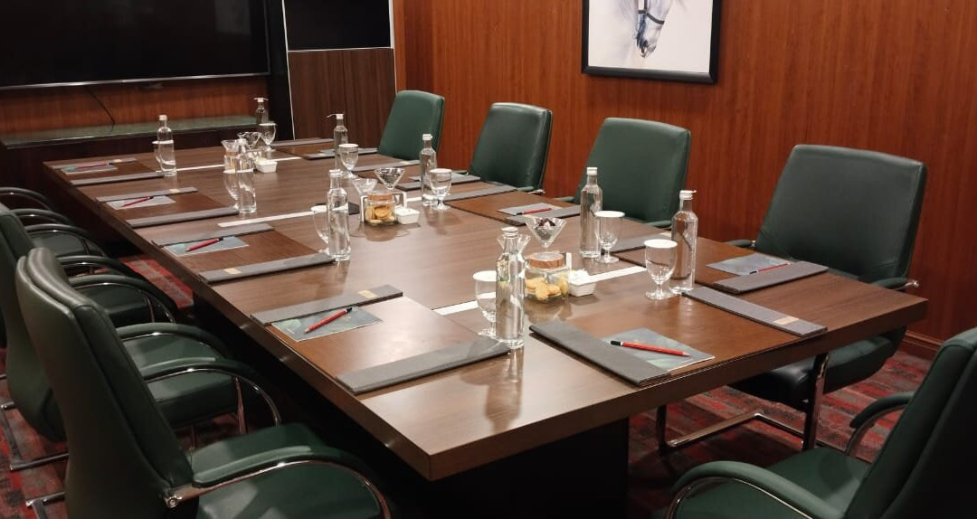 SVN Lake Palace Vizianagaram主图